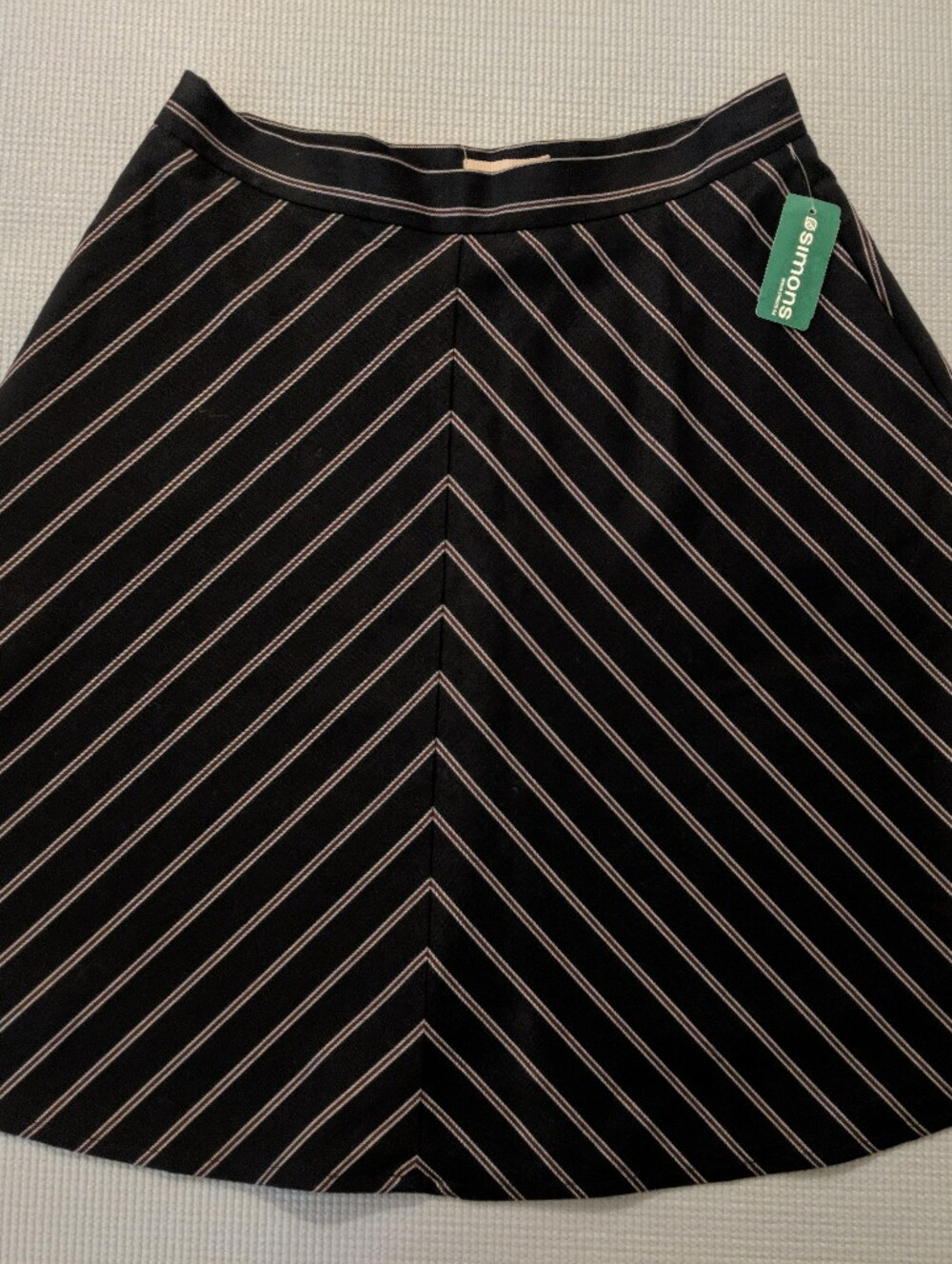 NWT Pinstripe A-line. Miss Patina Large